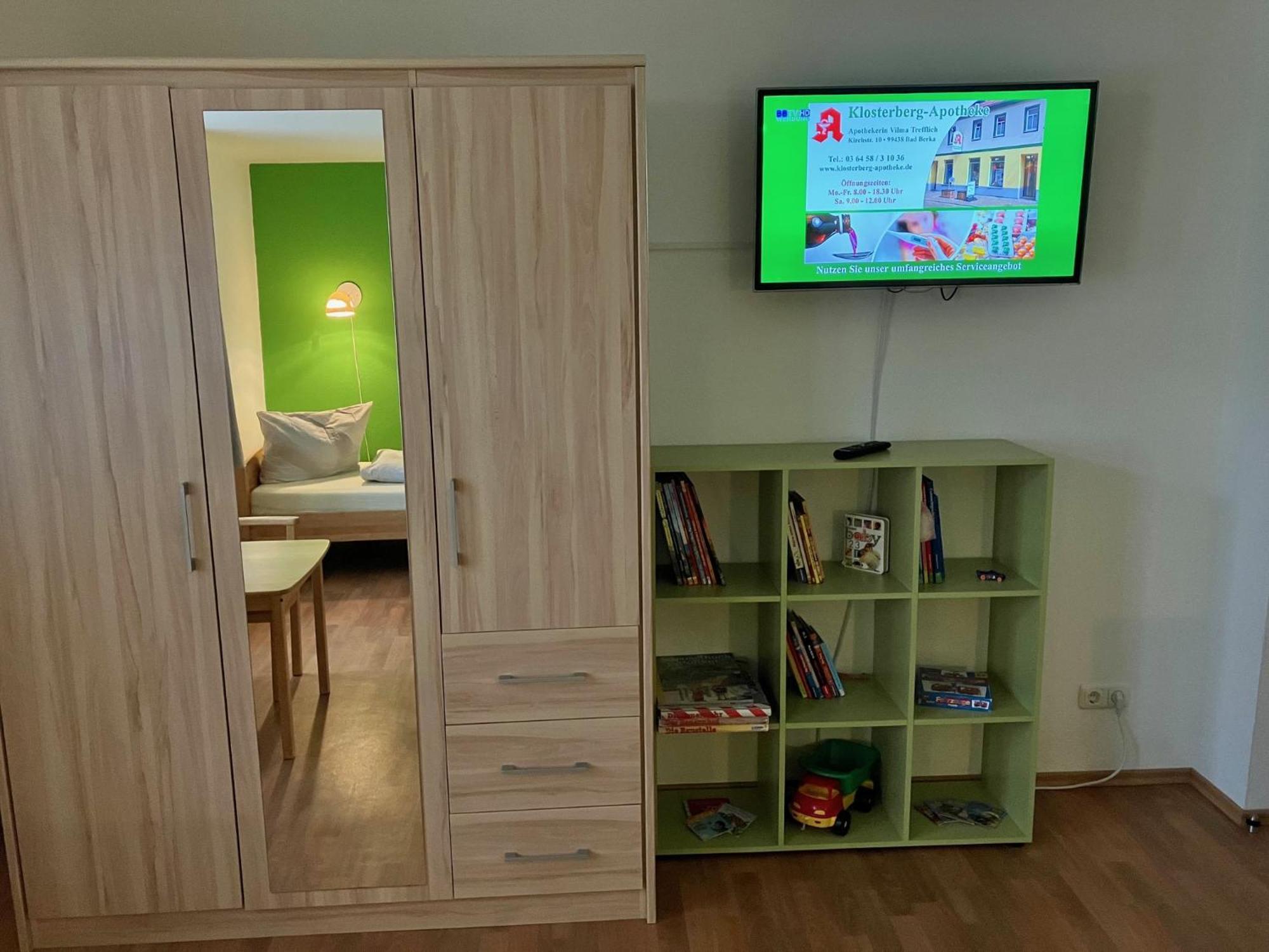Ferienwohnung Morgensonne Am Kurpark Bad Berka - Parkplatz - Spielplatz - Wlan - 2 Schlafzimmer Extérieur photo
