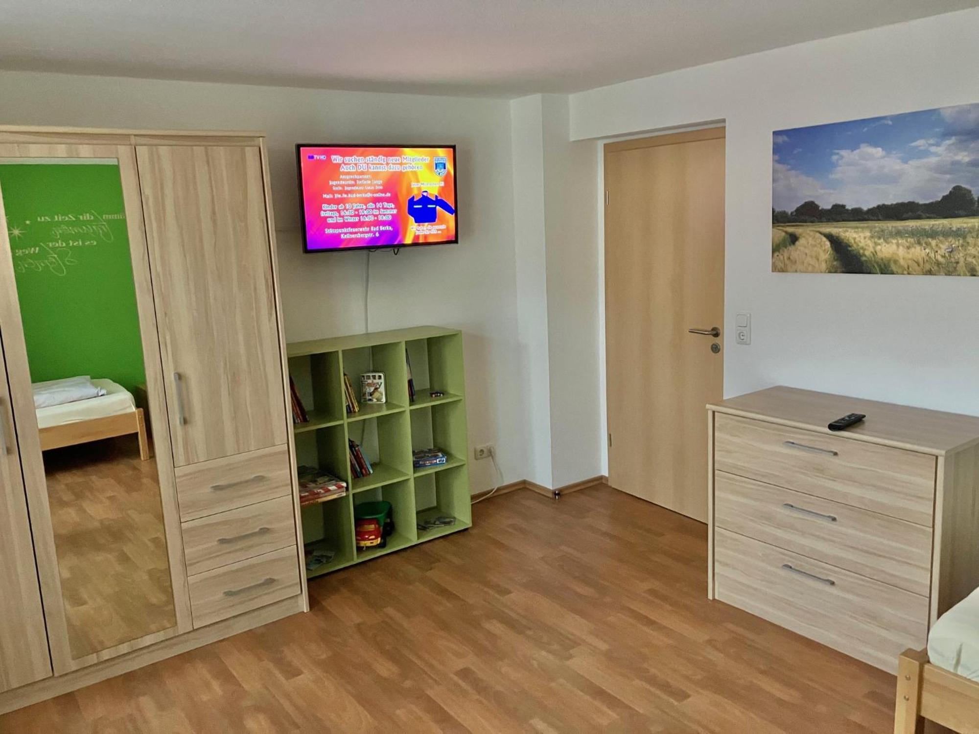 Ferienwohnung Morgensonne Am Kurpark Bad Berka - Parkplatz - Spielplatz - Wlan - 2 Schlafzimmer Extérieur photo